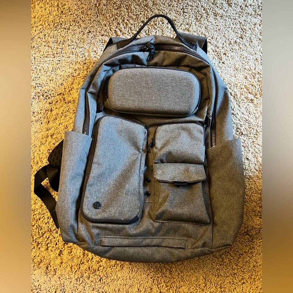 New Lululemon Cruiser Backpack 22L